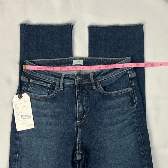 NWT SilverJean Co High Rise Fleet Kick Crop Jean Size 28 - Picture 8 of 11